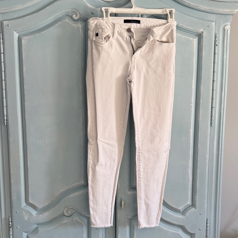 KanCan Women's Crisp White Skinny Jeans